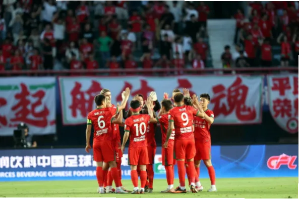 中超联赛积分榜是球迷和媒体关注的焦点